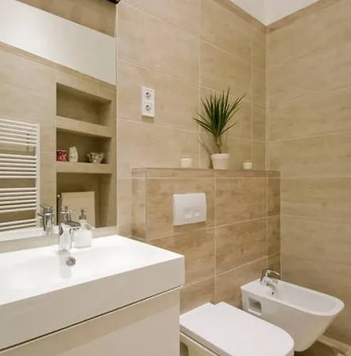 Elizabeth Boulevard Apartment Budapest