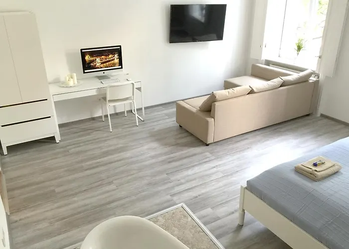 Elizabeth Boulevard Appartement *