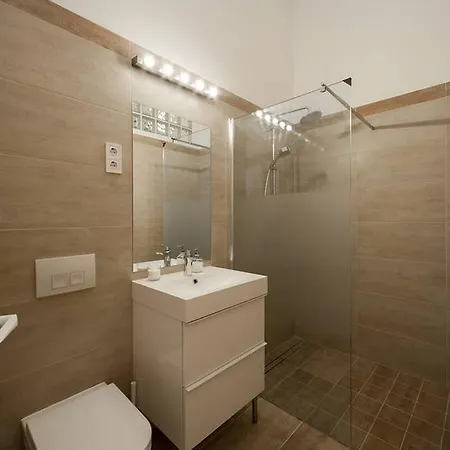 Apartment Elizabeth Boulevard Budapest