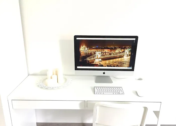 Elizabeth Boulevard *