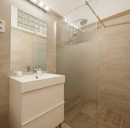 Elizabeth Boulevard Budapest